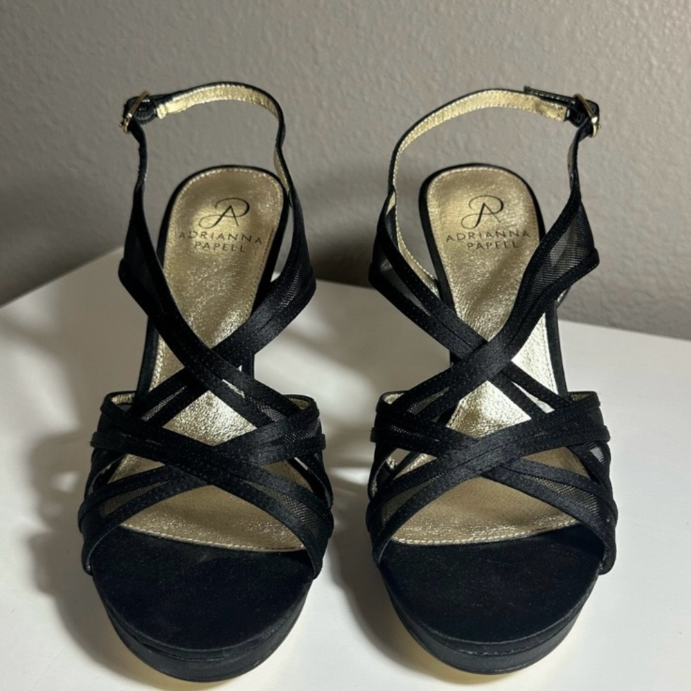 Adrianna Papell black mesh heels size 8 in women’s